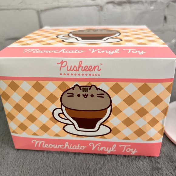 Pusheen Box Vinyl Meowchiato Toy Figurine Summer 2022 Coffee Mug Cat NIB - Picture 8 of 8